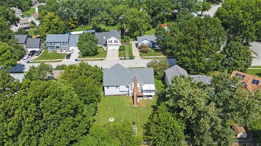 1609 Windsor Lane — photo 38