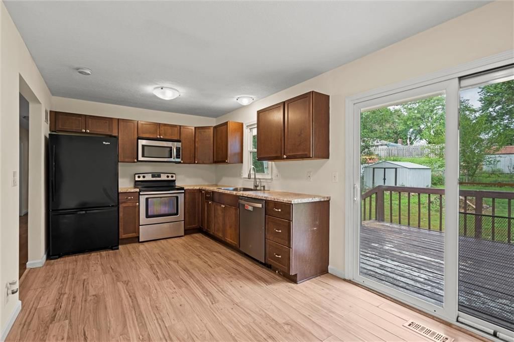 11790 Flint Street — photo 9