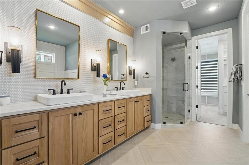 17137 Barton Street — photo 41