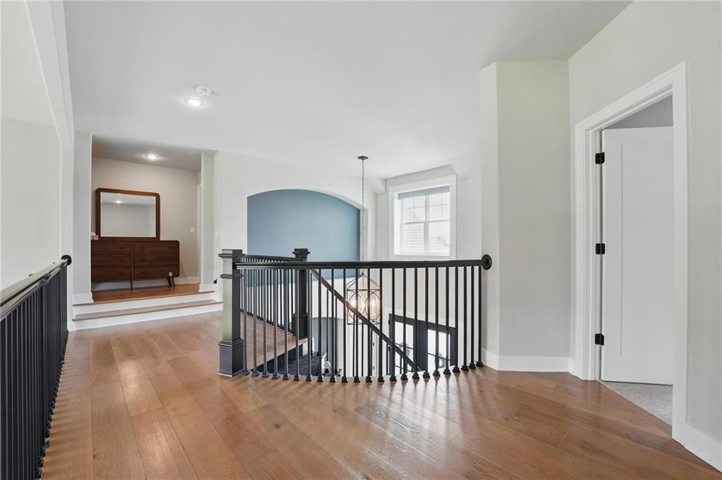 17137 Barton Street — photo 47