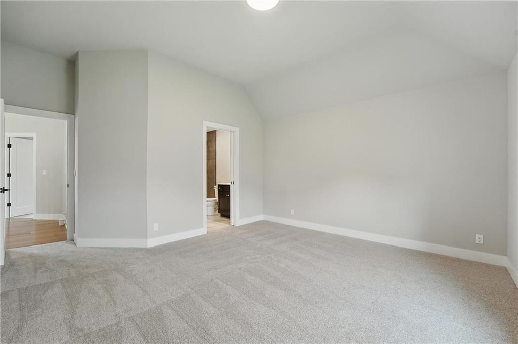 17137 Barton Street — photo 52