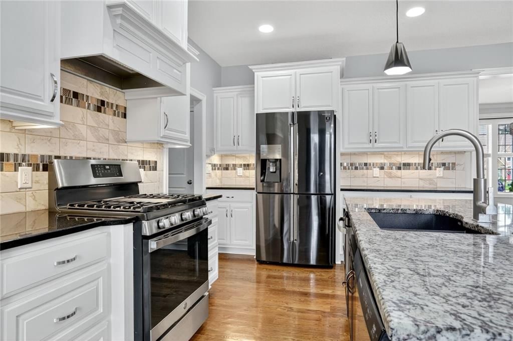 9535 Courtney Avenue — photo 9