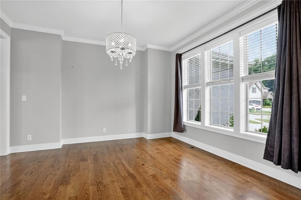 9535 Courtney Avenue — photo 10