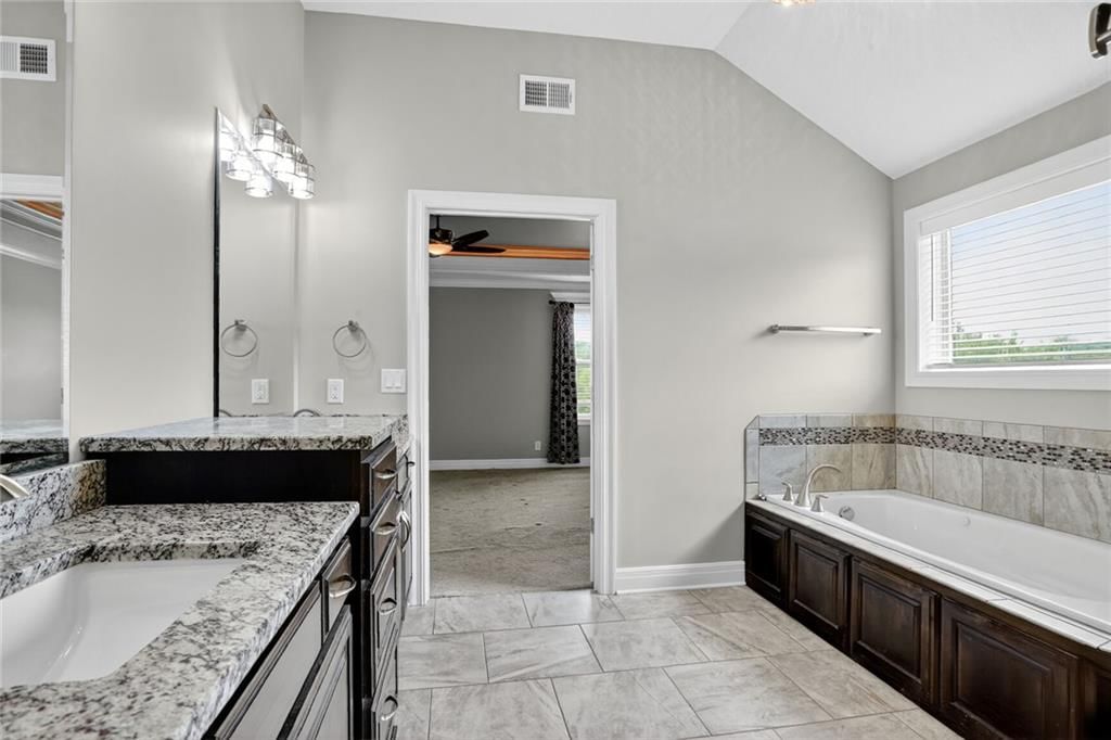 9535 Courtney Avenue — photo 15