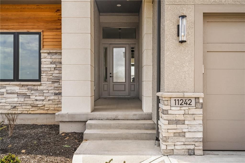 11242 S Sunray Drive — photo 3