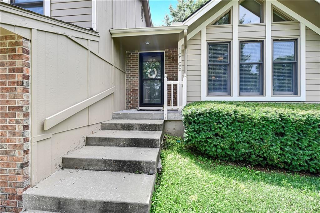 10105 NW 86th Street — photo 3