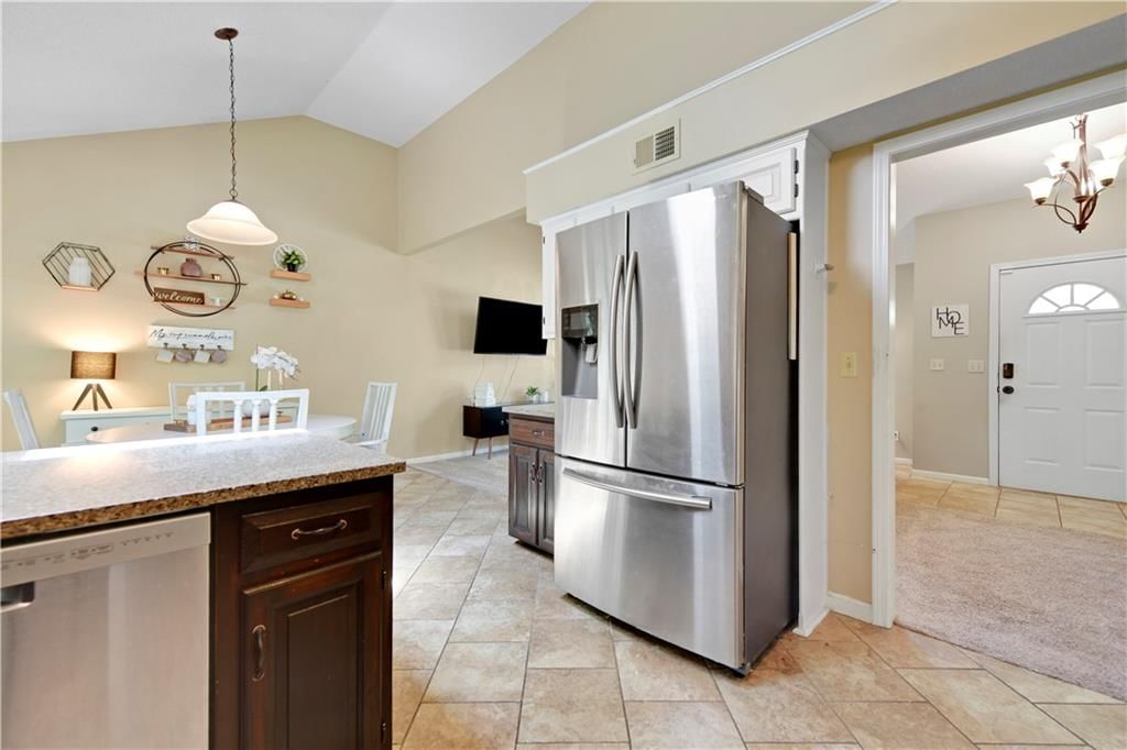 10105 NW 86th Street — photo 11
