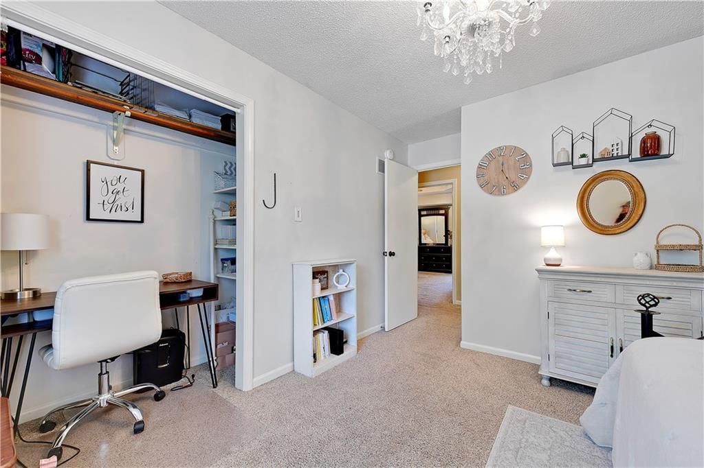 10105 NW 86th Street — photo 19