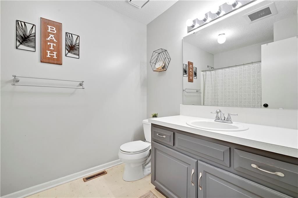 10105 NW 86th Street — photo 20