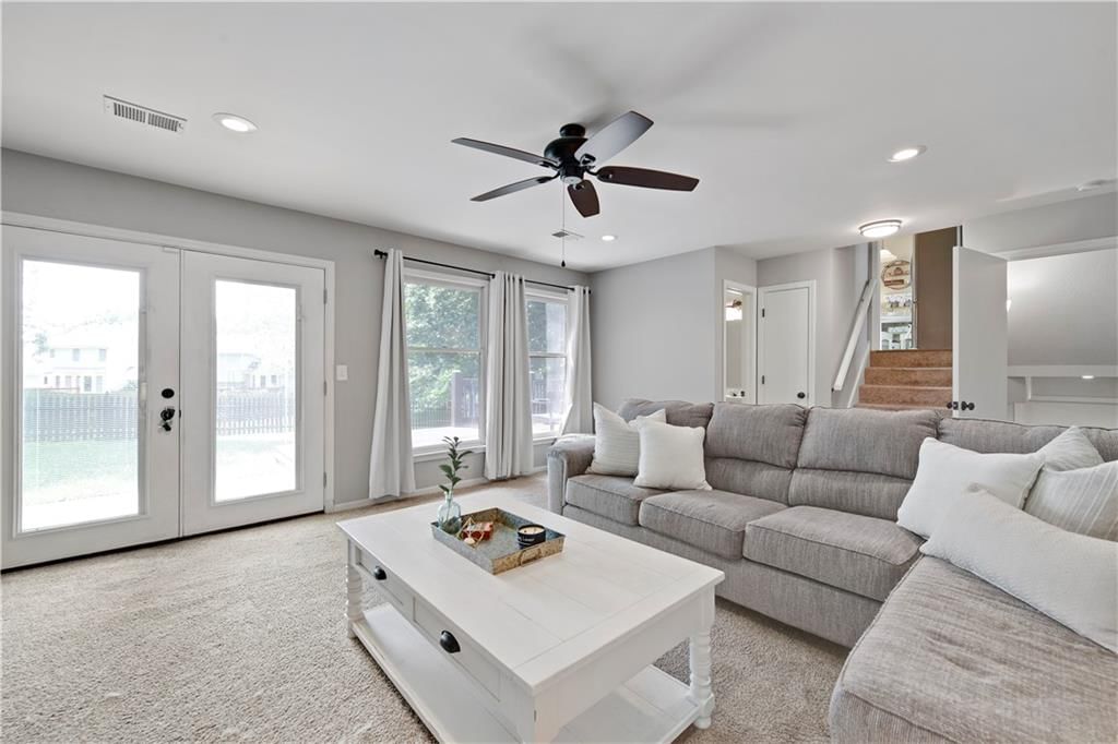 10105 NW 86th Street — photo 24