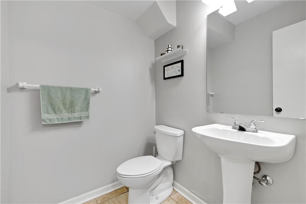 10105 NW 86th Street — photo 25