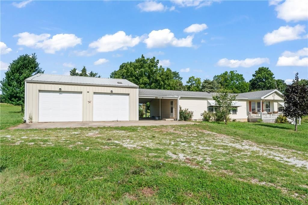Photo 6 of 51 - 8045 SE 601 Road