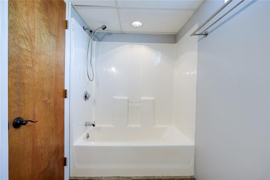 7114 S Oak Hill School Road — photo 32