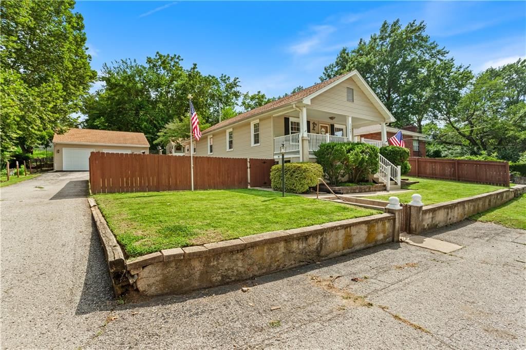 11407 Burton Street — photo 3