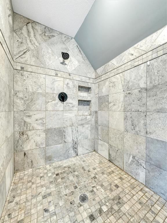 302 Duke Gibson Drive — photo 36