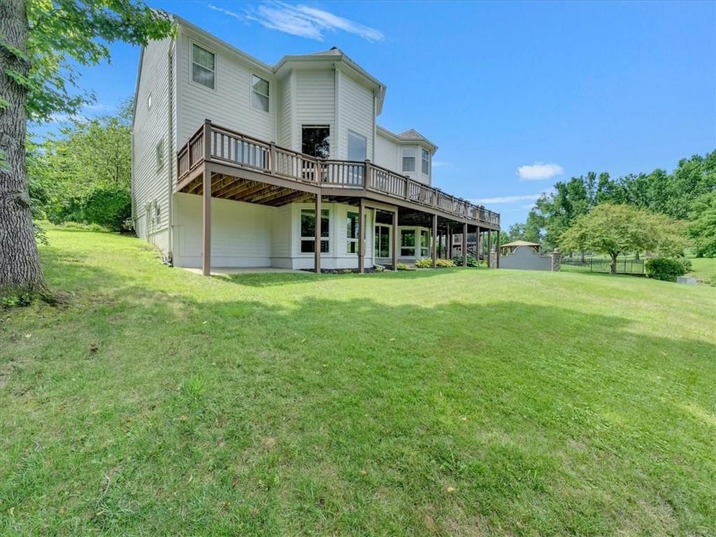 302 Duke Gibson Drive — photo 44