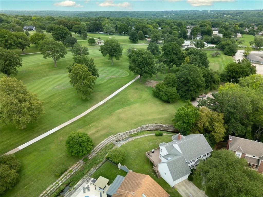 302 Duke Gibson Drive — photo 47