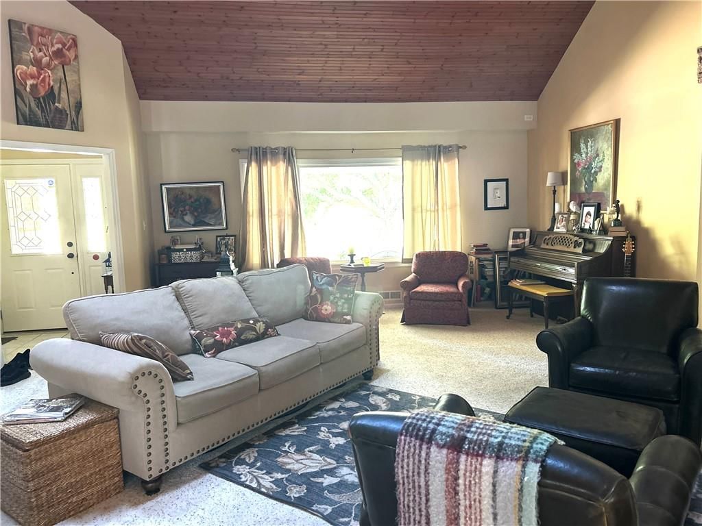 2620 Clay Street — photo 6