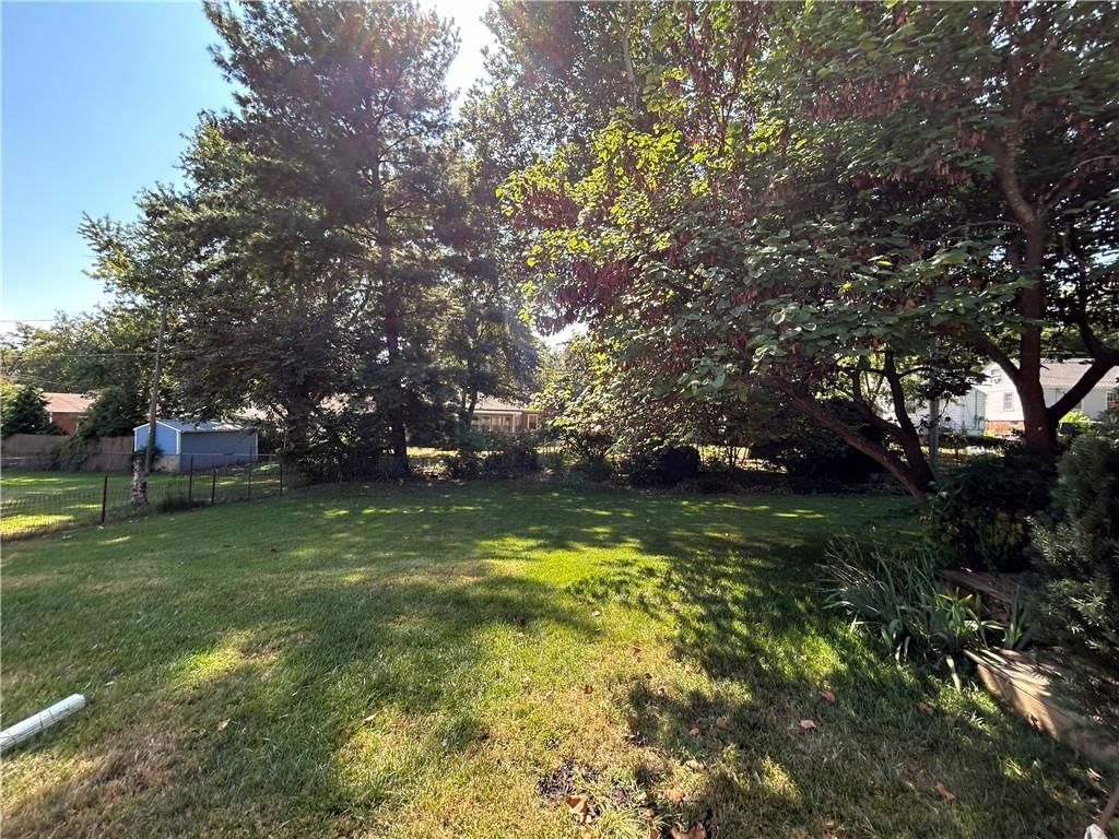 2620 Clay Street — photo 21
