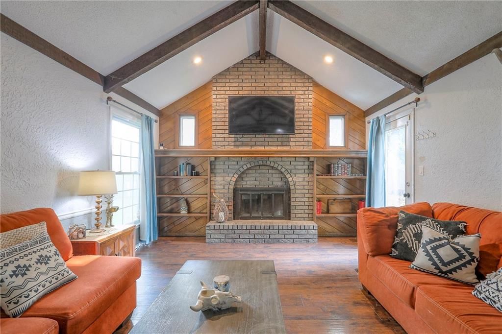 Photo 2 of 32 - 3908 SW 9TH Street
