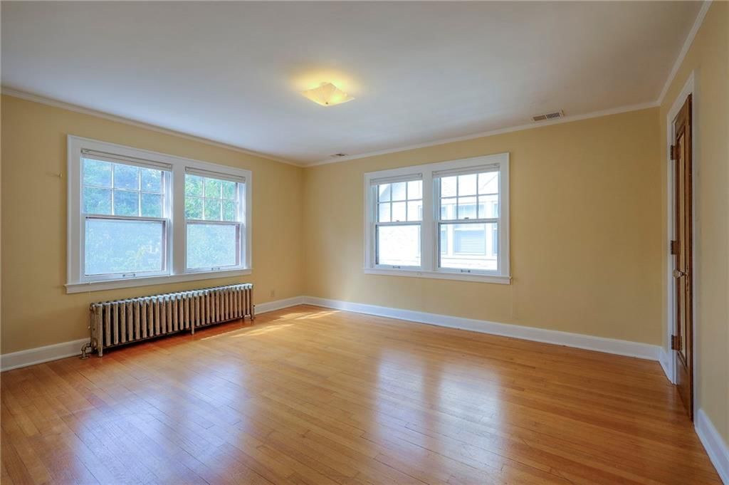 Photo 25 of 49 - 222 W 68th Street