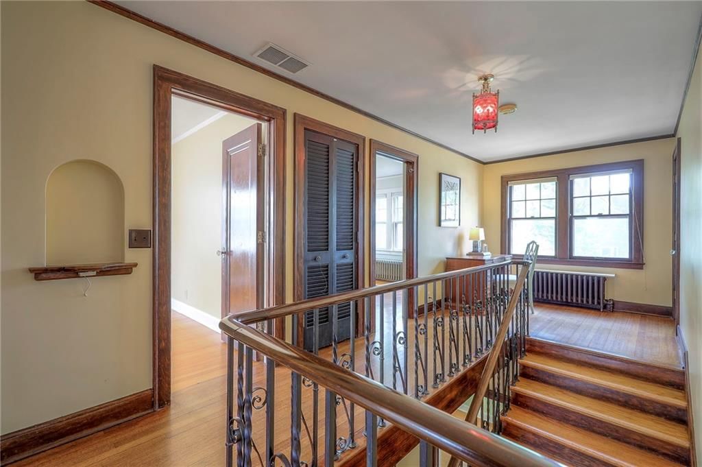 Photo 28 of 49 - 222 W 68th Street