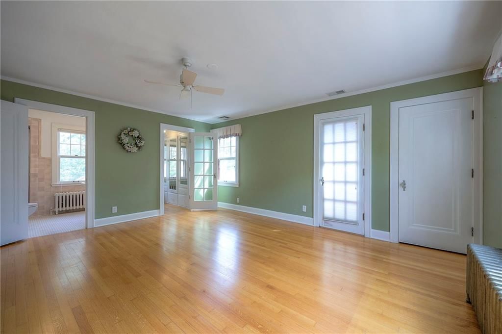 Photo 29 of 49 - 222 W 68th Street