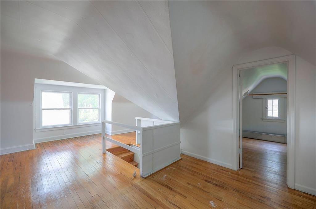 Photo 36 of 49 - 222 W 68th Street