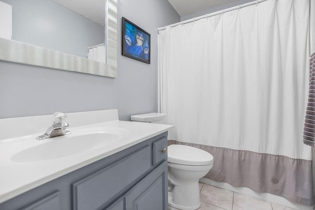 Photo 15 of 35 - 1807 NW 79th Street