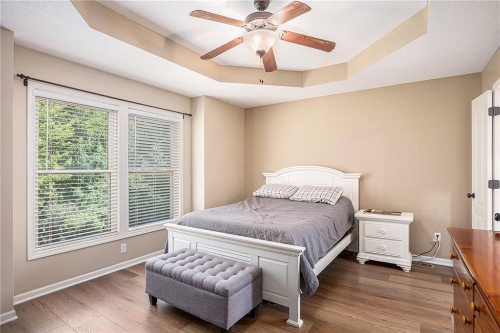 Photo 17 of 34 - 9801 N Donnelly Avenue