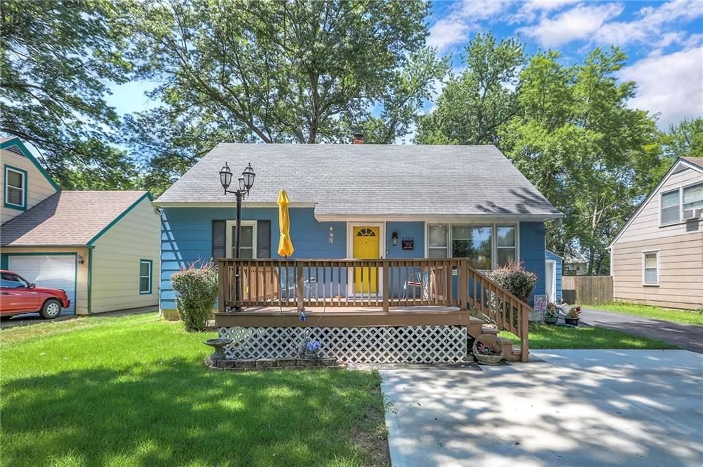 Photo 37 of 39 - 6804 LANE Avenue