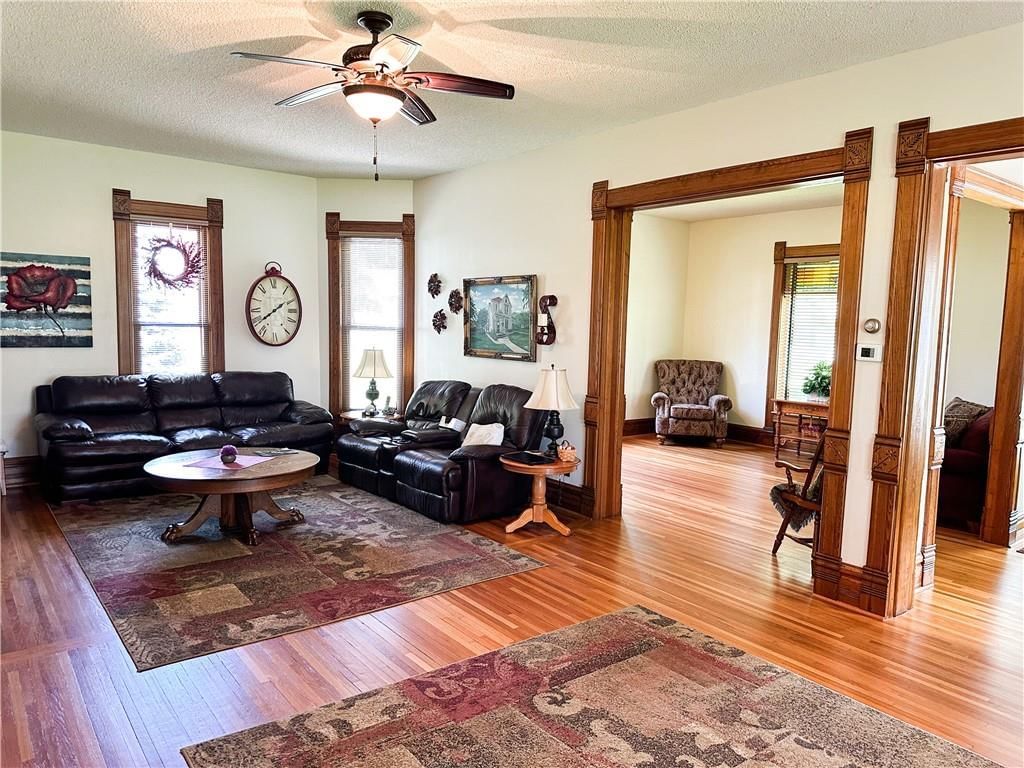 713 Brookfield Avenue — photo 7