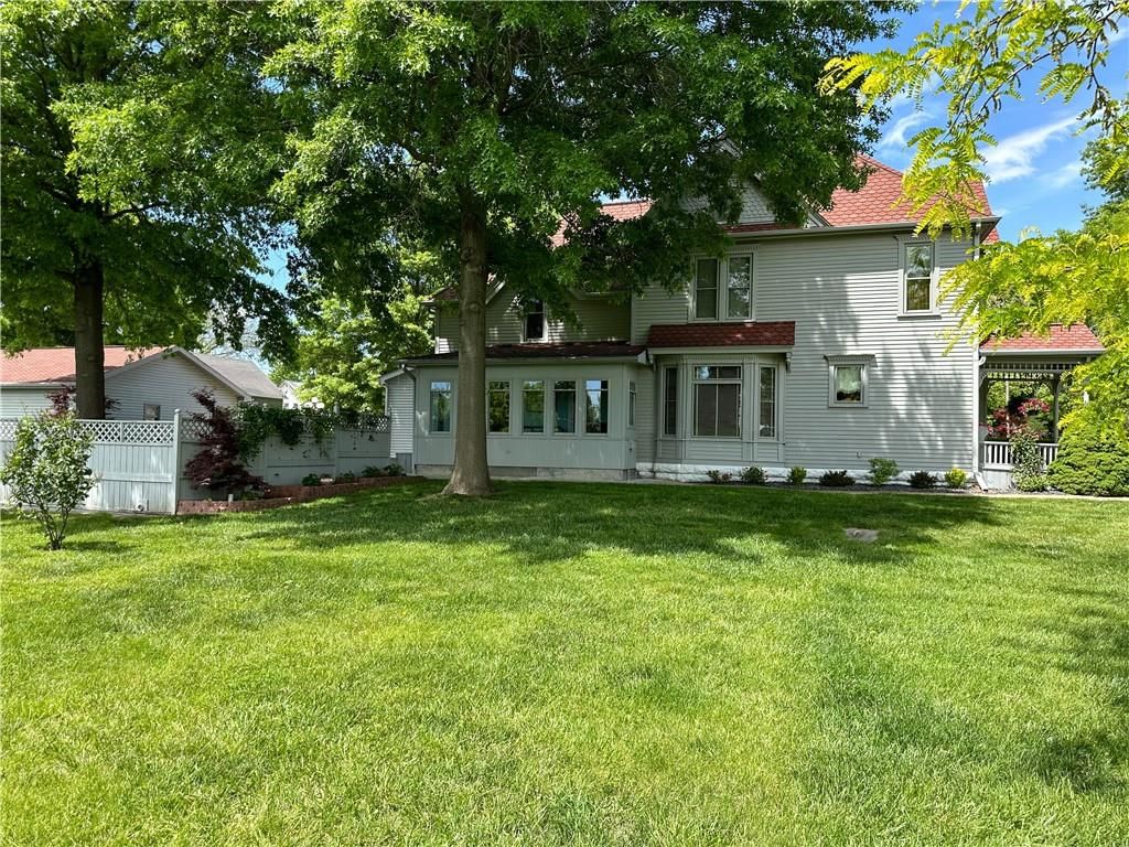 713 Brookfield Avenue — photo 23