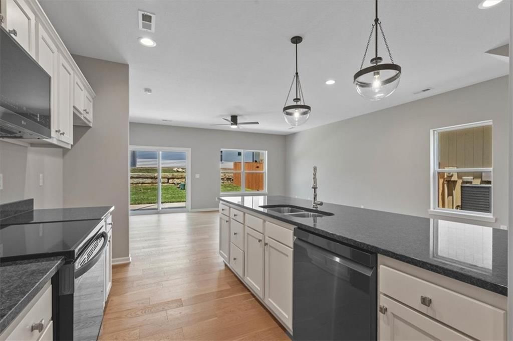7808 NW 122nd Street — photo 11