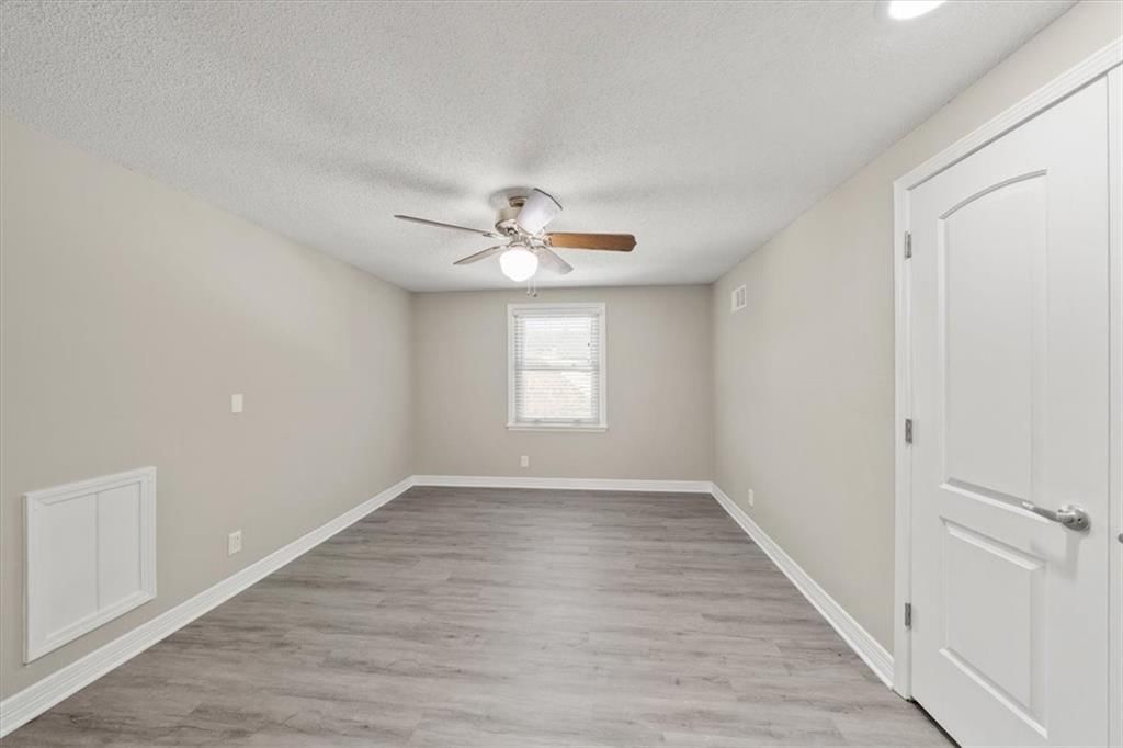 11820 W 100th Terrace — photo 23