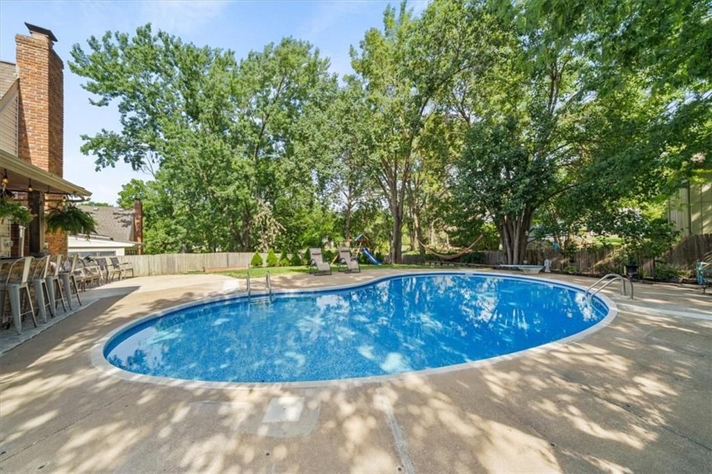 11820 W 100th Terrace — photo 33
