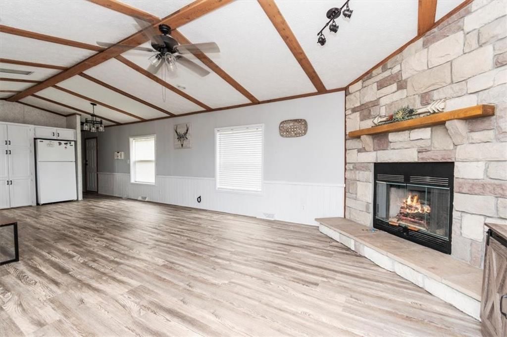 Photo 10 of 29 - 24910 S Oak Avenue