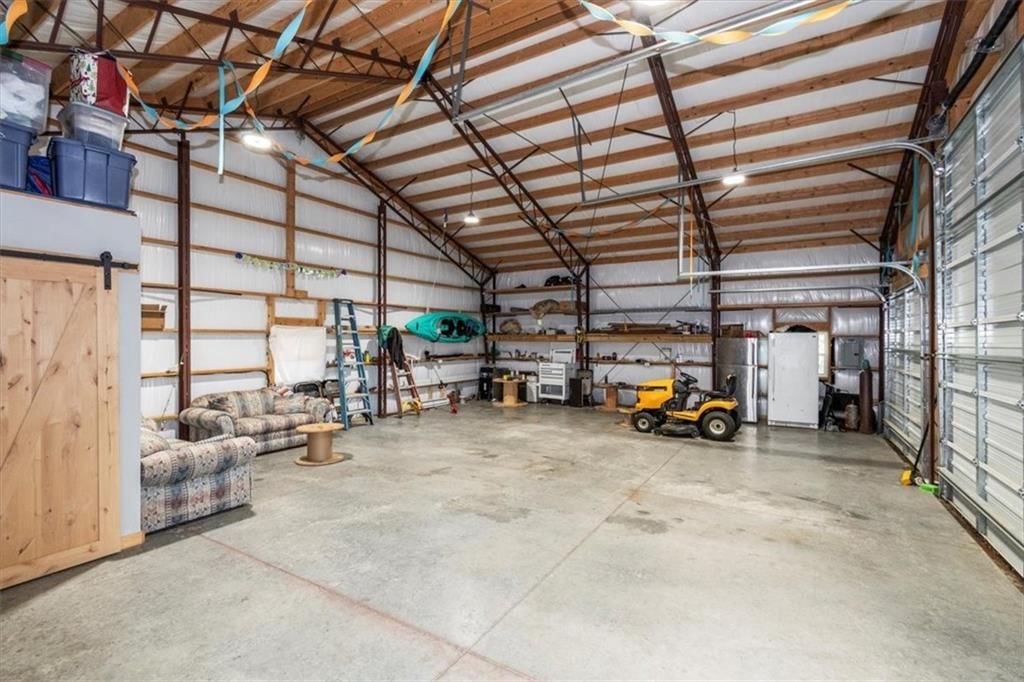 Photo 19 of 29 - 24910 S Oak Avenue