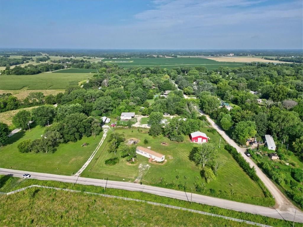 Photo 27 of 29 - 24910 S Oak Avenue