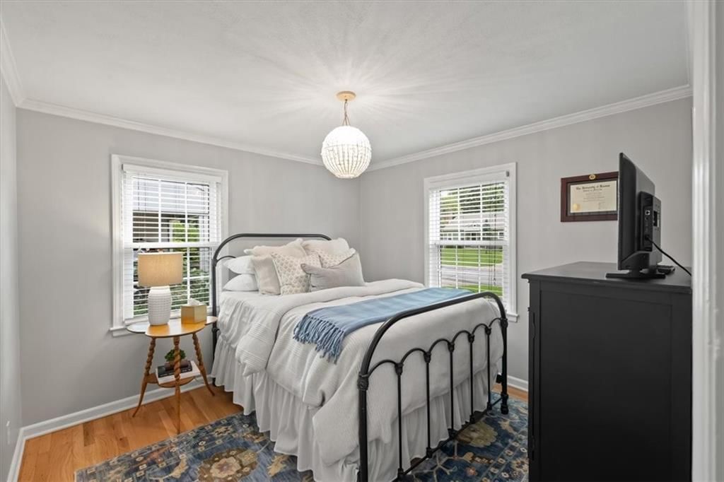 Photo 19 of 27 - 5207 W 76th Street