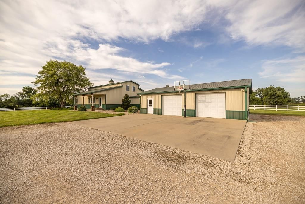 520 NE 15504 County Road — photo 33