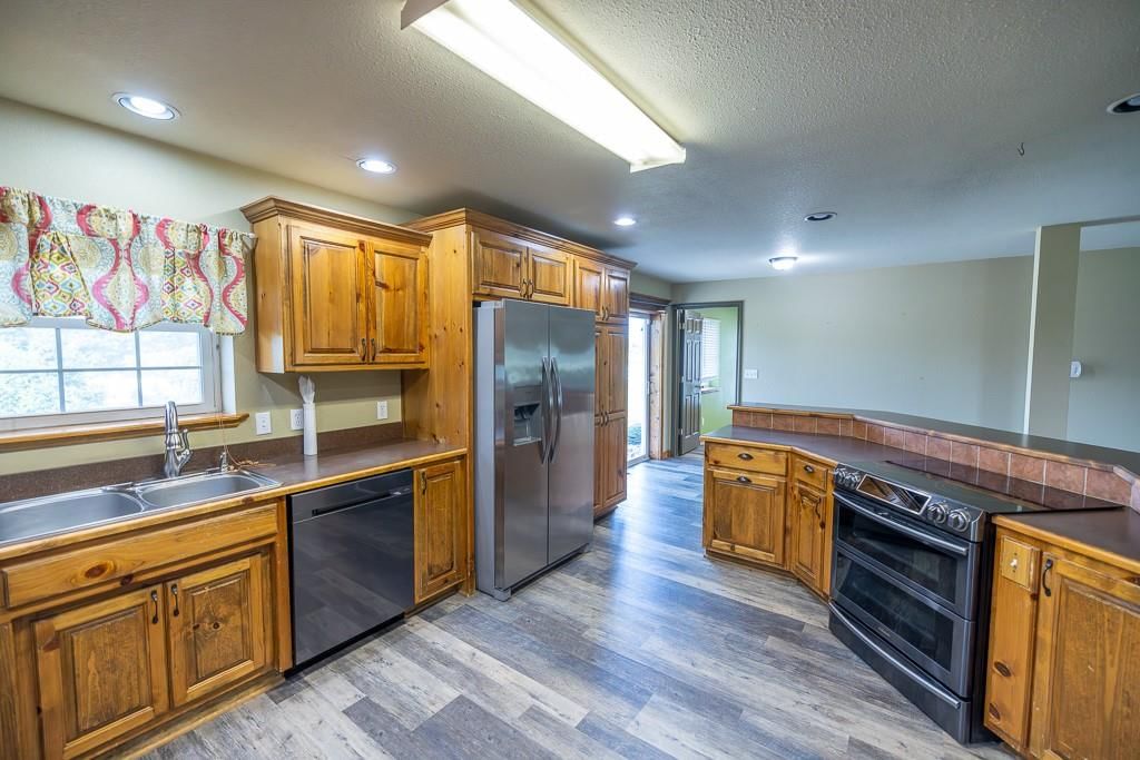 520 NE 15504 County Road — photo 39