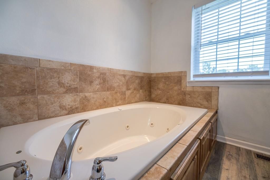 520 NE 15504 County Road — photo 45