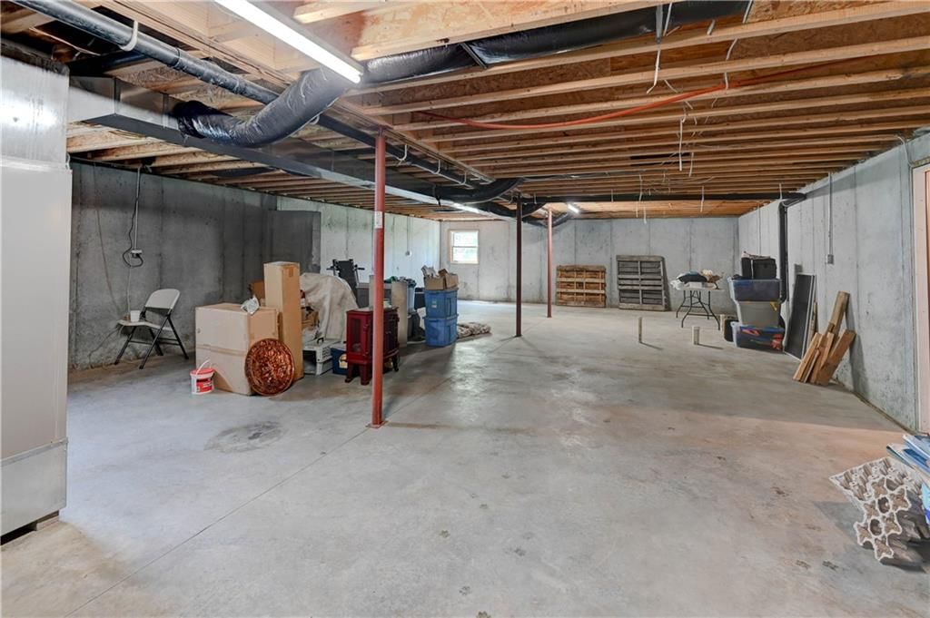 5775 SE W Highway — photo 38