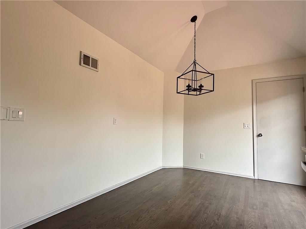 Photo 8 of 30 - 15012 E 33rd Street S