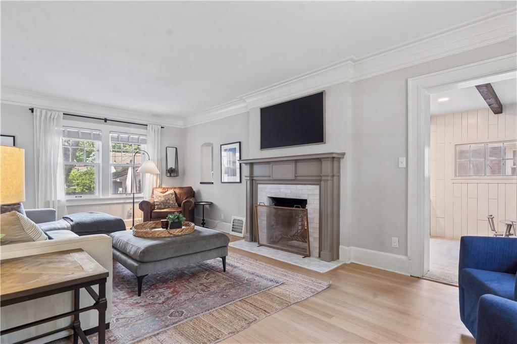 Photo 7 of 48 - 16 W 69th Street