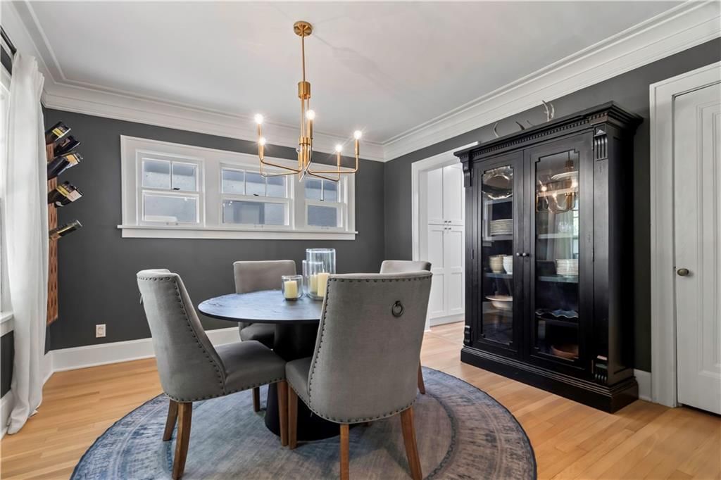 Photo 16 of 48 - 16 W 69th Street