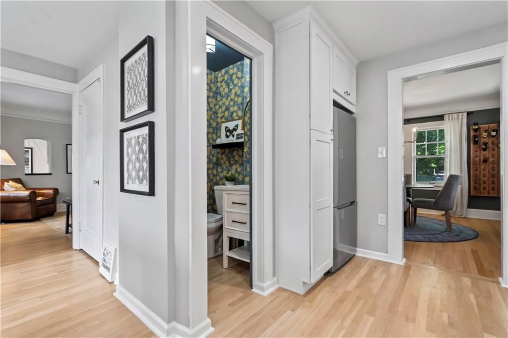 Photo 26 of 48 - 16 W 69th Street