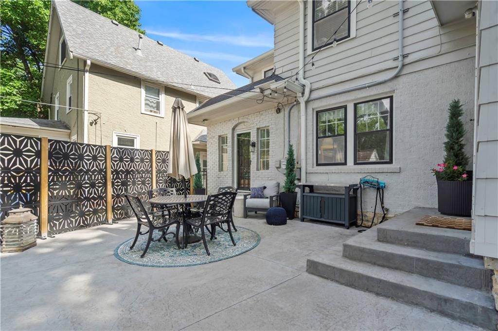 Photo 44 of 48 - 16 W 69th Street