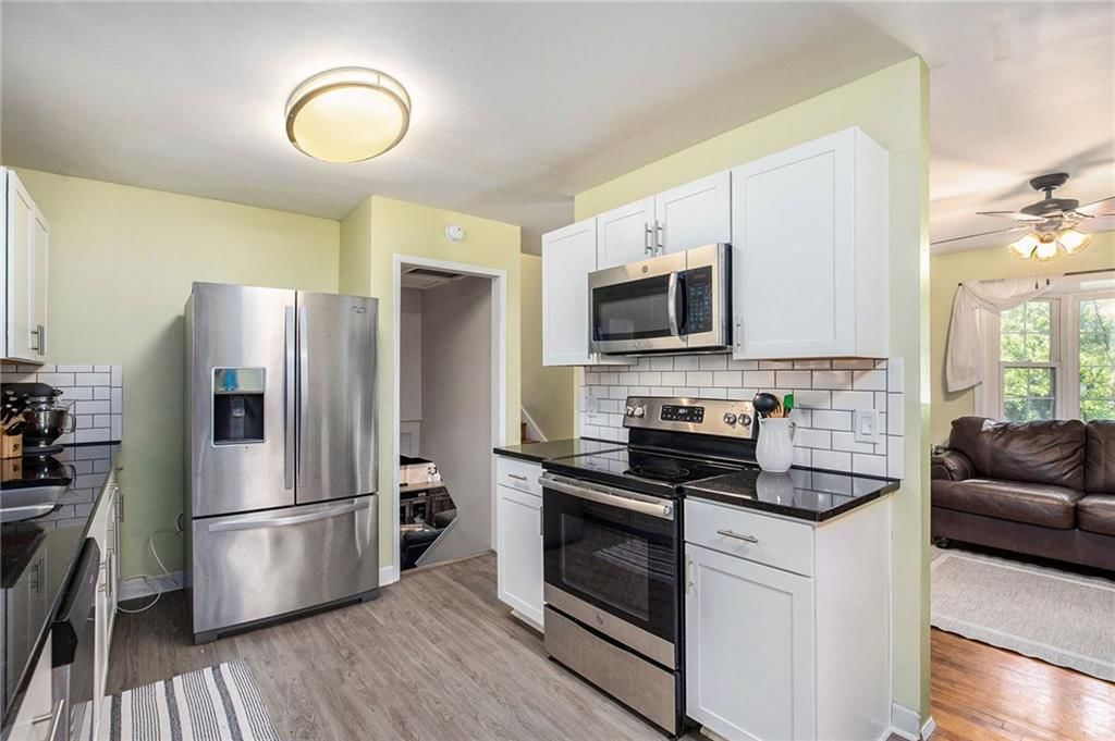 8156 NE San Rafael Drive — photo 3